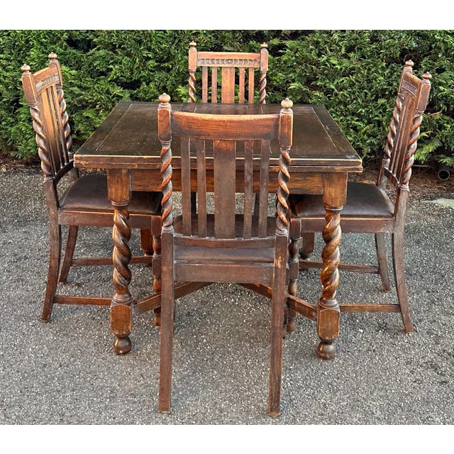 Table: height: 75cm table top: 91cm x 92cm extended: 91cm x 154cm