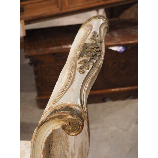 French Large 19th Century Louis XV Style Painted Banquette De Fenêtre Window Bench For Sale - Image 3 of 18