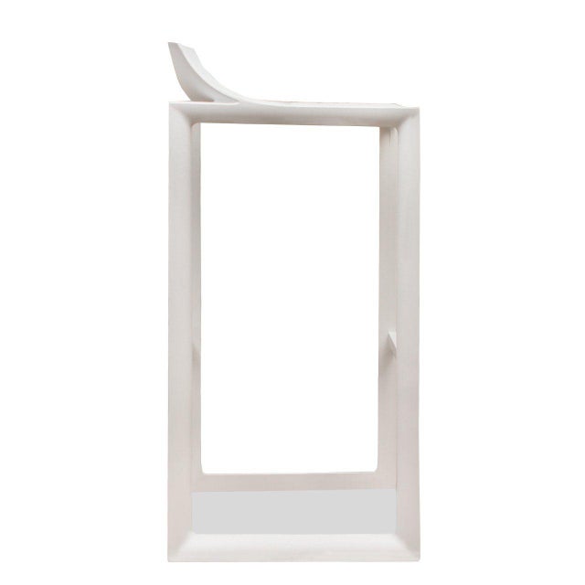 The Wall Street Bar Stool by Vondom is made from premium fiberglass and injected polypropylene in Spain. The stool's...