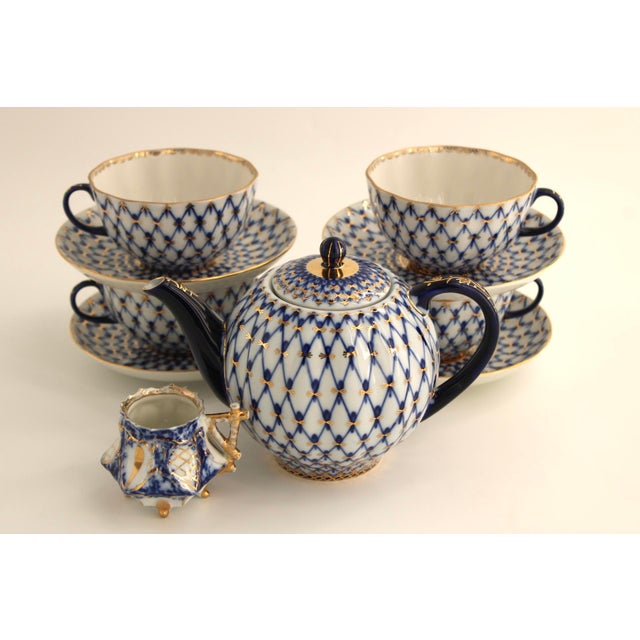 Late 20th Century Lomonosov Imperial Cobalt Net Porcelain Tea Pot & Set, 10 Piece For Sale - Image 12 of 13