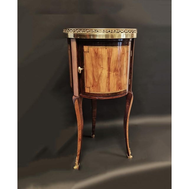 Antique Salon Table in Wood For Sale - Image 5 of 18