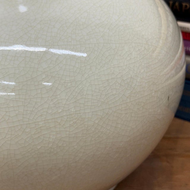 Early 20th Century Winter Silk White Glazed Ceramic Vase with Bottle Shape For Sale - Image 5 of 6