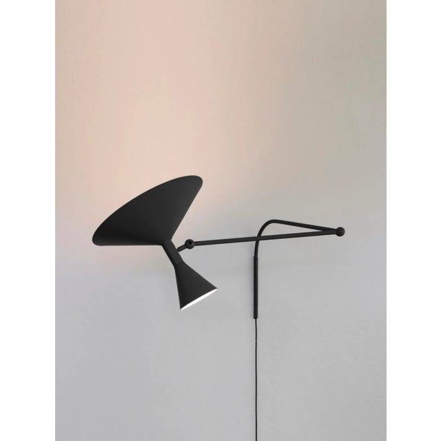 Small Le Corbusier 'Lampe de Marseille Mini' wall lamp for Nemo in black. Designed by Le Corbusier for the Unit"...