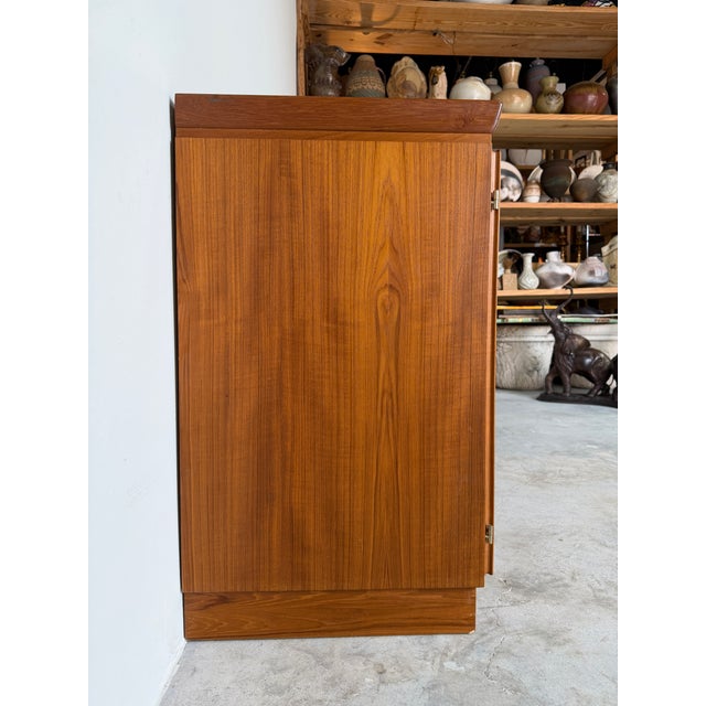 1960s Mid Century Skovby Møbelfabrik Danish Teak Cabinet – Made in Denmark For Sale - Image 9 of 18