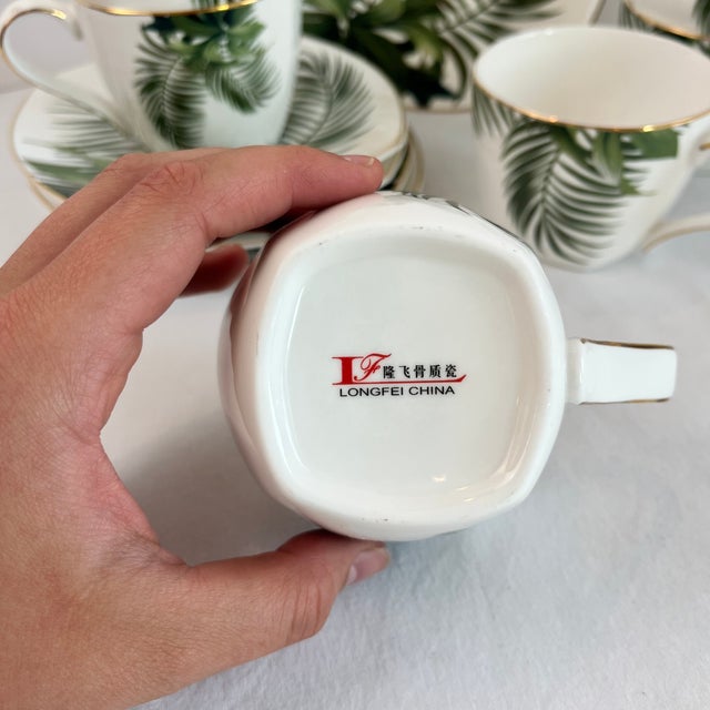 Modern Longfei China Porcelain Square Tea Set of 12 Saucers Tea Cups Palm Fronds Modern, 1990s For Sale - Image 3 of 7