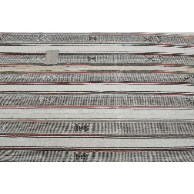 1970s Vintage Handmade Wool Cotton Gray Kilim Rug For Sale - Image 11 of 11