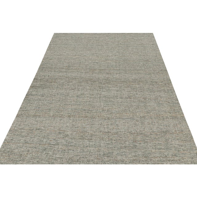 Rug & Kilim 2010s Rug & Kilim’s Modern Kilim Rug in Gray & White For Sale - Image 4 of 7