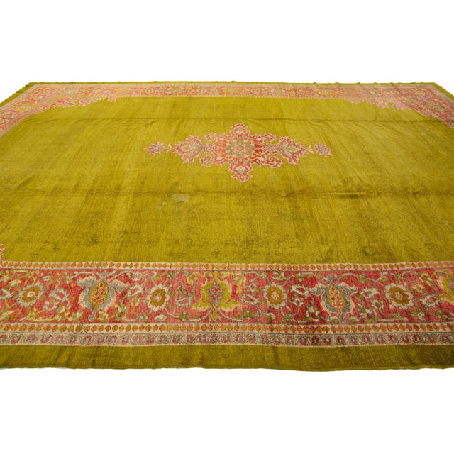 Textile Antique Persian Mahal Wool Rug in Green Featuring a Center Motif For Sale - Image 7 of 9