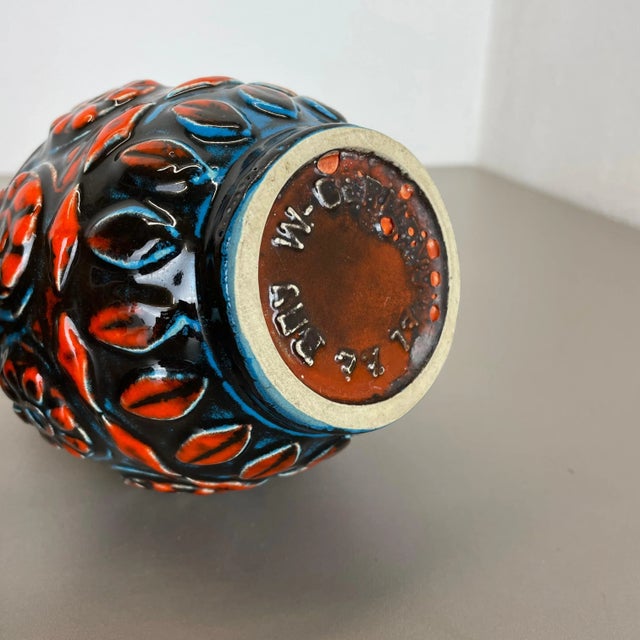 Multi-Color Fat Lava Op Art Pottery Vase from Bay Ceramics Germany, 1960s, Set of 2 For Sale - Image 16 of 17