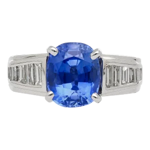 4.71 Carat Oval Cut Sri Lanka Sapphire and Diamond 18k White Gold Ring Size 6
