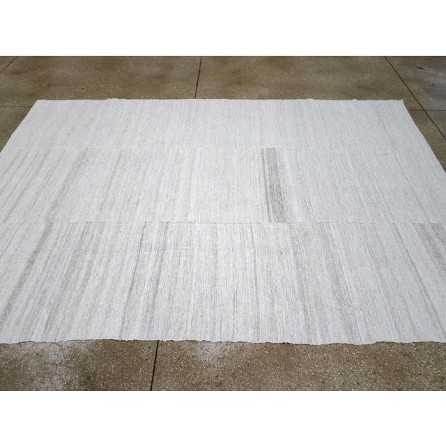 Galerie Shabab Collection Mid-20th Century Handmade Turkish Flatweave Kilim Accent Rug For Sale In New York - Image 6 of 10