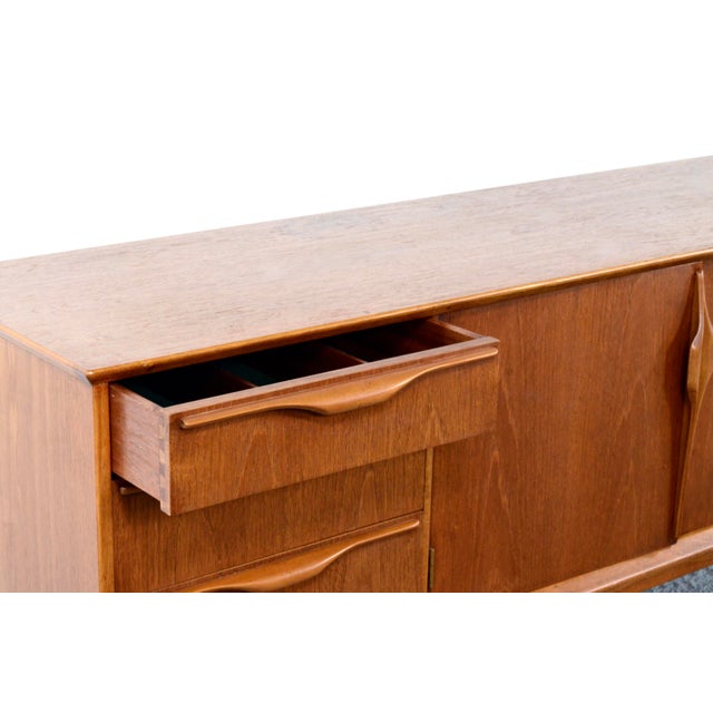 1960s Vintage Teak Sideboard from Jentique, 1960s For Sale - Image 5 of 9
