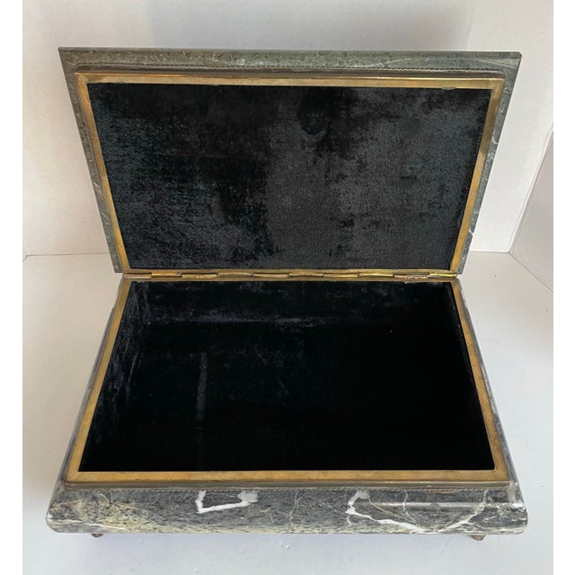 Metal Mid-20th Century Green Marble Hinged Box With Brass Mounts & Black Felt Lining For Sale - Image 7 of 12