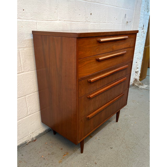Vintage Five Drawer Walnut Highboy Dresser by Drew Furniture For Sale - Image 4 of 14