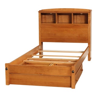 Ethan Allen 'Country Colors' Maple Twin Bed For Sale