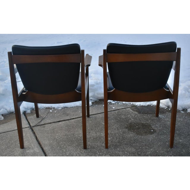 1950s Thonet Walnut Arm Chairs Mid Century Modern Black Vinyl Pair Office For Sale - Image 5 of 11