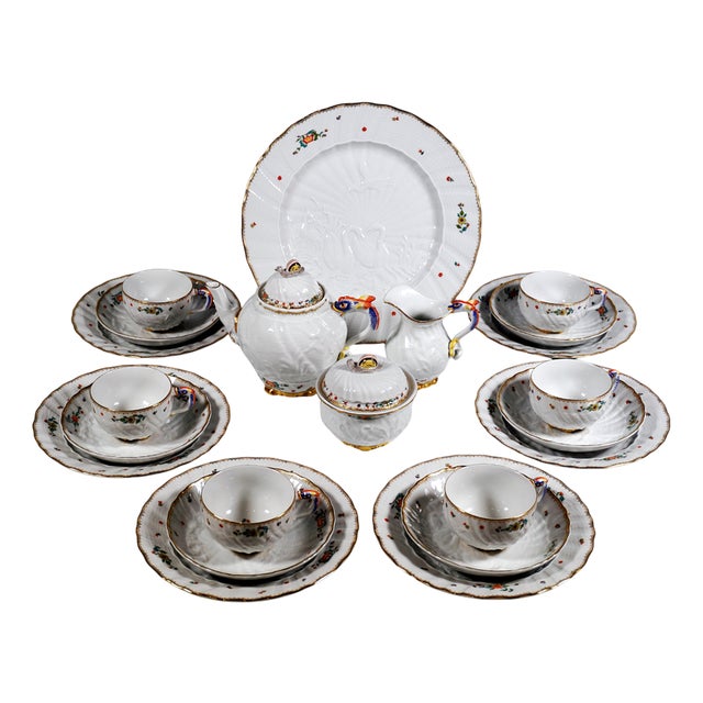 20th Century Swan Tea or Coffee Service with Indian Flowers for 6 from Meissen, Set of 22 For Sale