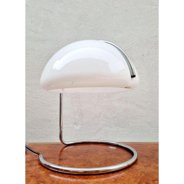 Italian Modern Conchiglia Table Lamp by Buttura and Massoni for Guzzini, Italy, 1970s For Sale - Image 3 of 15