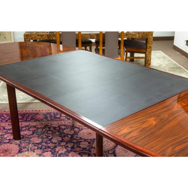 Brown Vintage Danish Skovby 8 Leg Rosewood Extendable Round Dining Table With 3 Leaves For Sale - Image 8 of 10