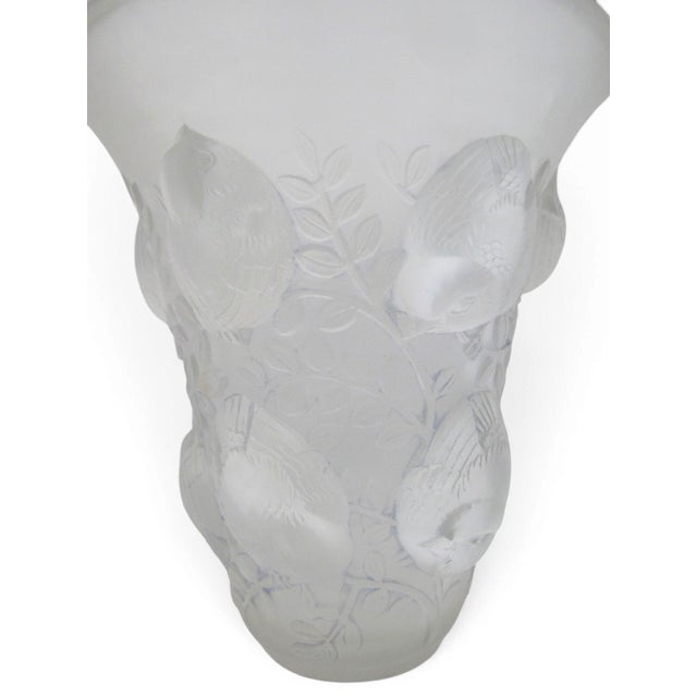 Art Deco Rene Lalique France St Francois Frosted Crystal Bird Vase For Sale - Image 3 of 18