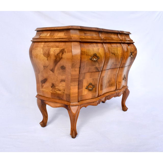 French Italian Mid-Century Oyster Burl Olive Commode With 2 Drawers For Sale - Image 3 of 11