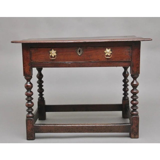 Early 18th Century Oak Side Table, 1710s For Sale - Image 9 of 9