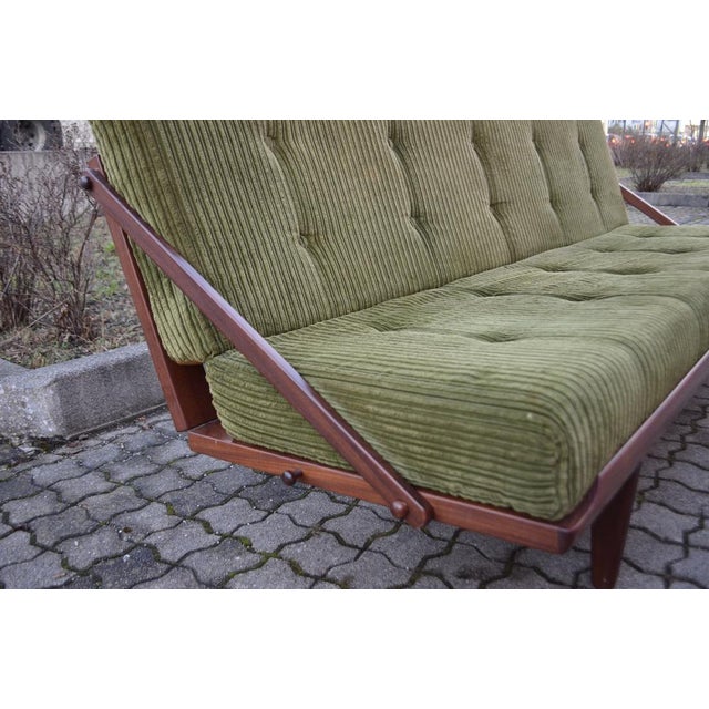 Olive Daybed Model 981 Diva Sofa in Teak and Green Fabric by Poul M Volther for Frem Røjle, 1960s For Sale - Image 8 of 18