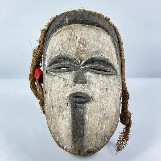 Early 20th Century Early 20th Century Igbo Carved Wood Mask Nigeria For Sale - Image 5 of 8