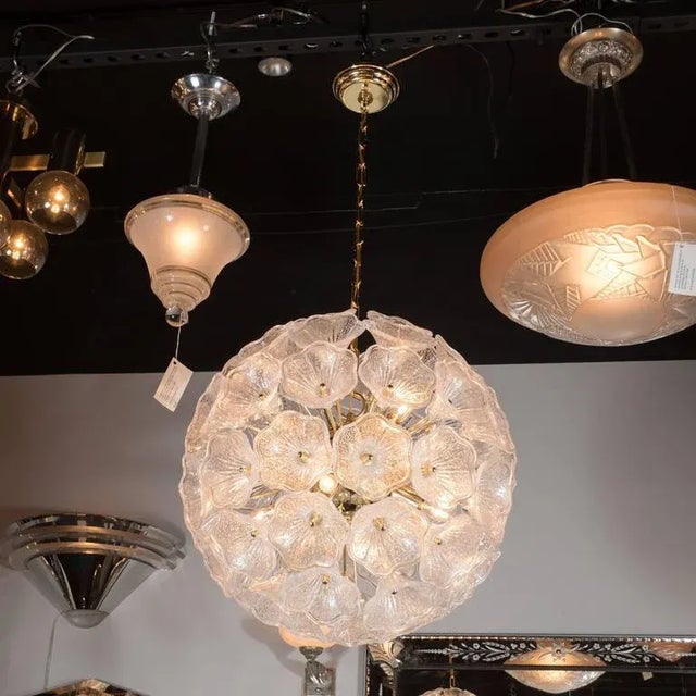 Mid-Century Modern Handblown Murano Textured Glass Floral Chandelier with Polished Brass Frame For Sale - Image 3 of 9