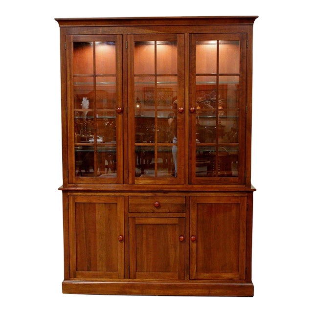 Late 20th Century Ethan Allen Solid Cherry China Cabinet - Cherry Finish For Sale