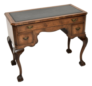 Figured Walnut and Leather Top Desk, 1900s