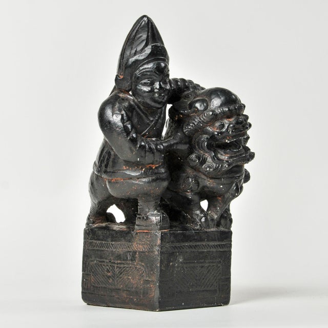 Mid 20th Century Rare Pair of Asian Art Foo Dog Guardian Lion Bookends With Figures For Sale - Image 13 of 16