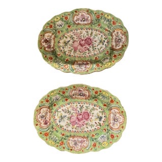 Pair of Late 18th/ Early 19th Century Clobbered Plates For Sale