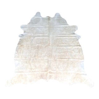 Large Blonde Brazilian Cowhide Rug 5' 10" X 6' 5" For Sale