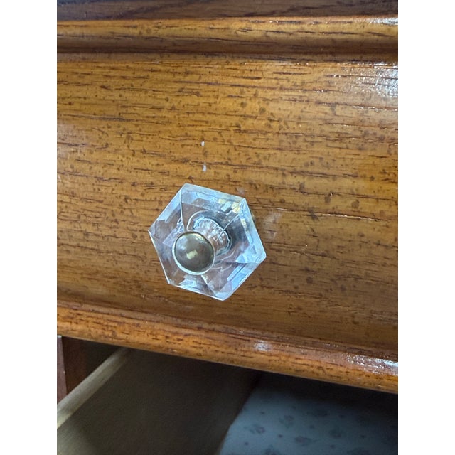 1990s Lexington Victorian Manor Oak Vanity With Mirror For Sale - Image 5 of 10