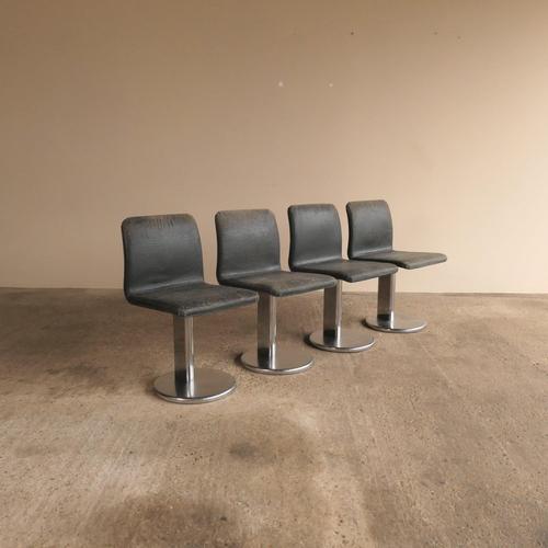 Space Age Dining Chairs, Set of 4, in Good conditions.
