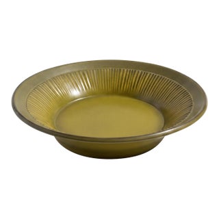 Textured Green Roselane Pottery Serving Bowl - Pasadena, California For Sale