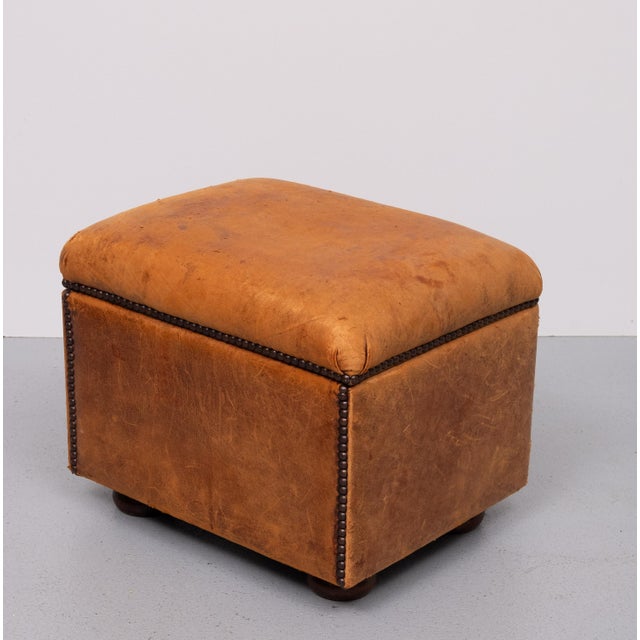 Sheepskin Leather Pouf with Storage, 1970s For Sale - Image 9 of 11