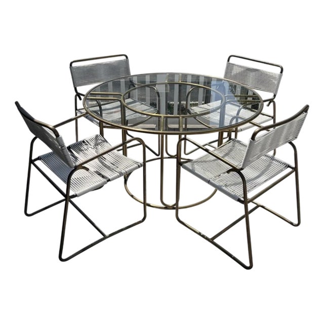 1990s Walter Lamb for Brown Jordan Round Brass Table & 4 Chairs For Sale