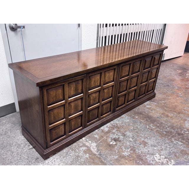 Brutalist Mid 20th Century John Widdicomb Brutalist-Style Sideboard Credenza For Sale - Image 3 of 12