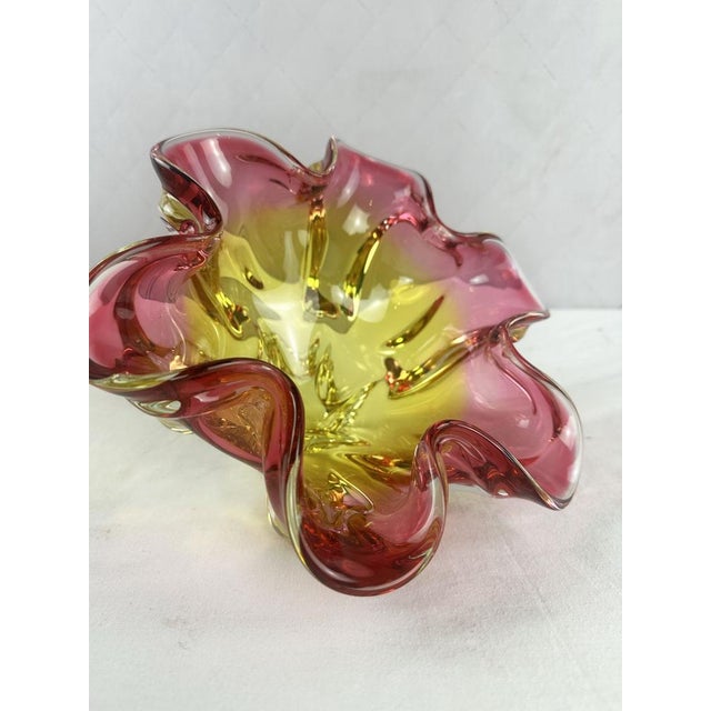 Sommerso Pink and Yellow Art Glass Bowl by Josef Hospodka for Chribska, 1960s For Sale - Image 9 of 11