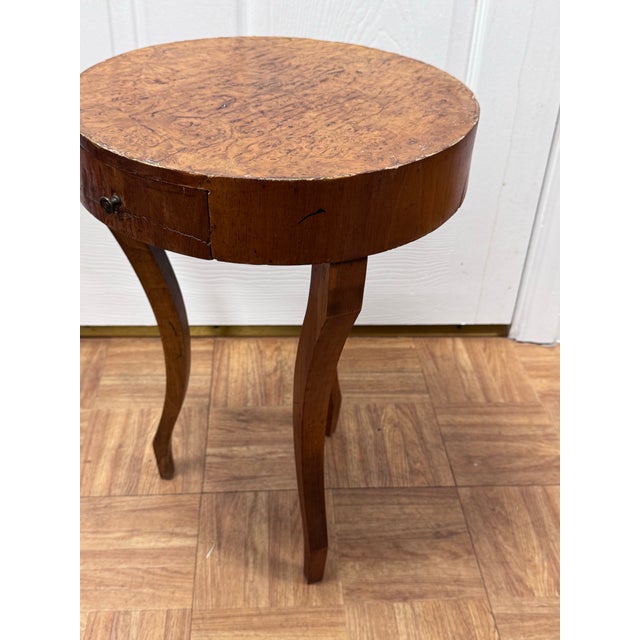 Vintage Italian Style Burl Wood Drum Side Table With Drawer and Glass Top For Sale In San Francisco - Image 6 of 11
