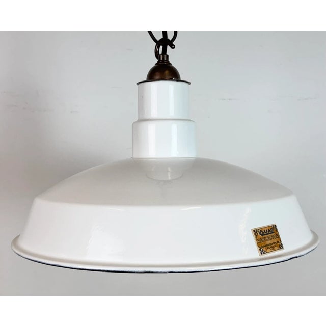 Industrial White Enamel Factory Pendant Lamp from Quadrangle Mfg. Co., 1960s For Sale - Image 6 of 18