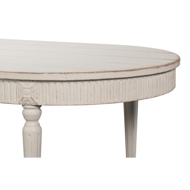 Farmhouse Dining Table in Antiqued Pine For Sale In Raleigh - Image 6 of 11