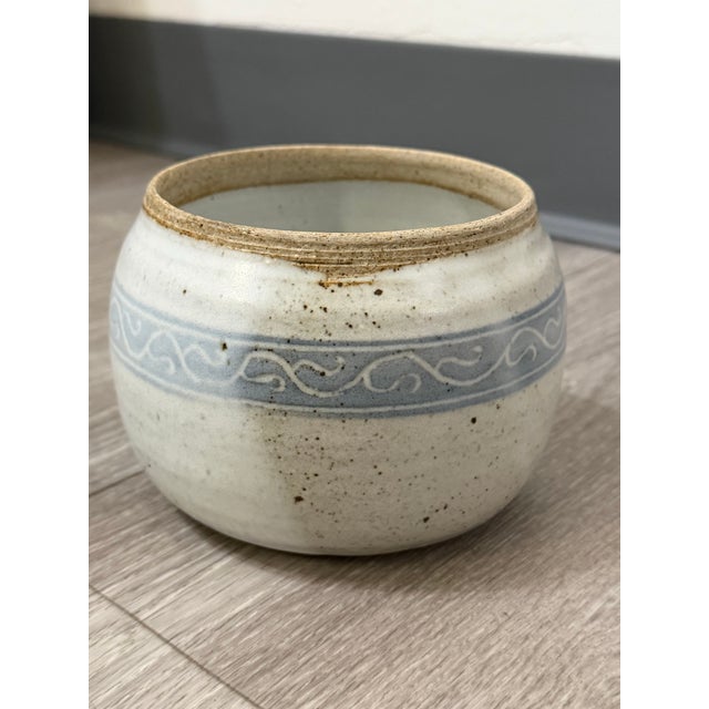 Mid-Century Modern 1950s Handmade 1955 Ceramic Butter Crock With Lid – Studio Pottery Swirl Band For Sale - Image 3 of 12
