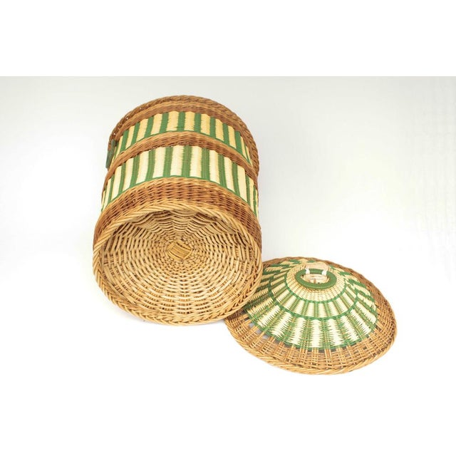 Vintage German Wicker Basket with Lid, 1950s For Sale - Image 15 of 16