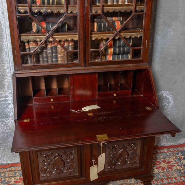 Brown Vintage Bookcase in Mahogany For Sale - Image 8 of 8