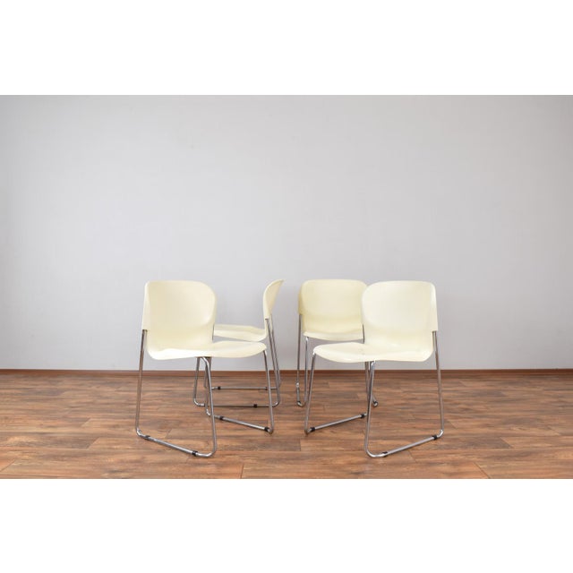 Gerd Lange White SM400k Swing Chairs by Gerd Lange for Drabert, 1980s, Set of 4 For Sale - Image 4 of 13