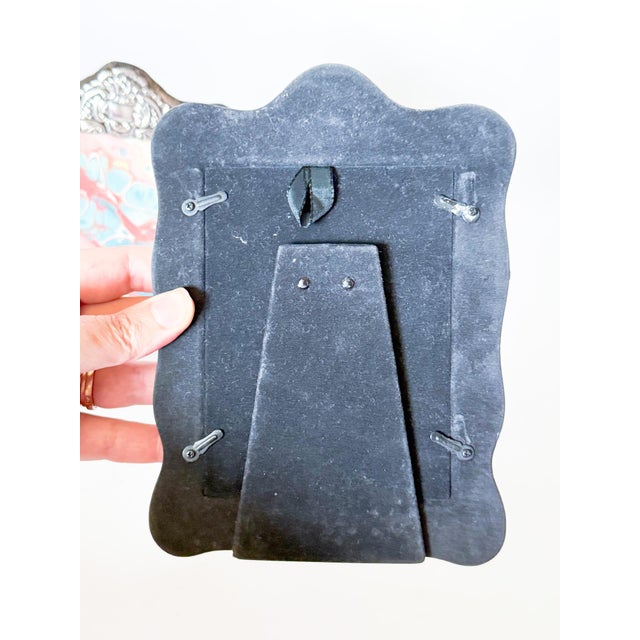 Pair of Vintage English Sterling Silver Repoussé Picture Frames, Velvet Back, 1987 For Sale - Image 11 of 17