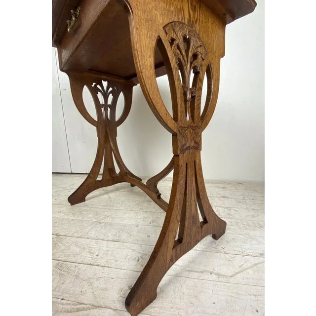 French Art Nouveau Side Table in Oak, 1900 For Sale - Image 10 of 18